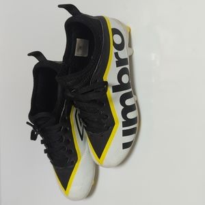 Umbro Kids Soccer Cleats sz 13